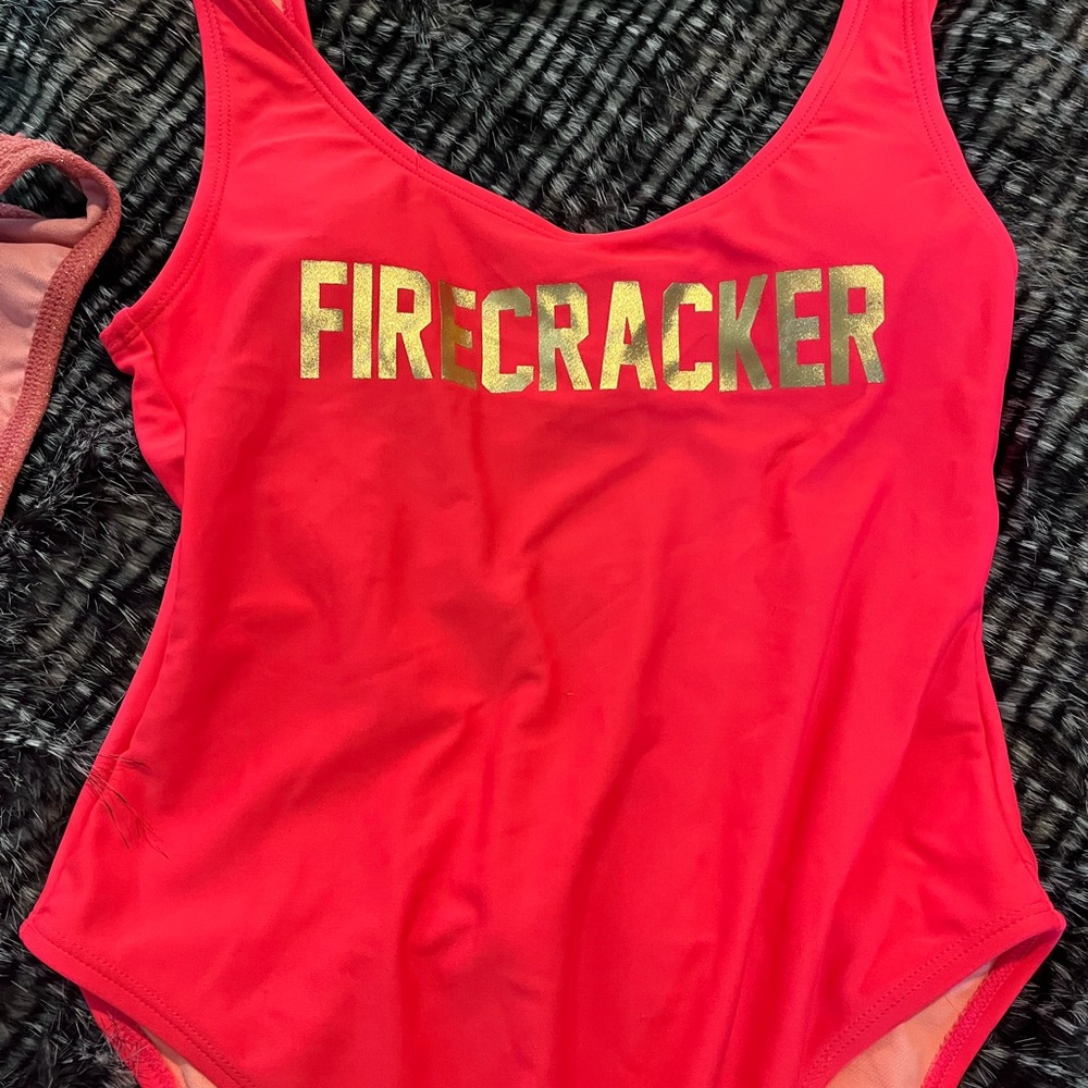 Women’s small swimsuit bundle - Picture 2 of 5